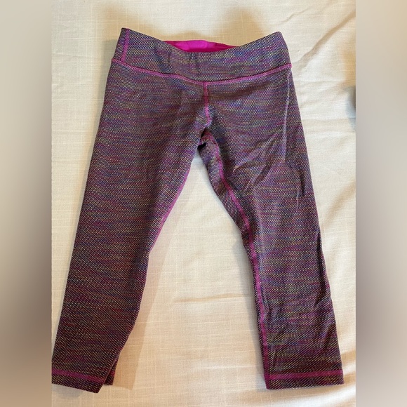 Ivivva Lululemon Girls leggings size 10 - Picture 1 of 3